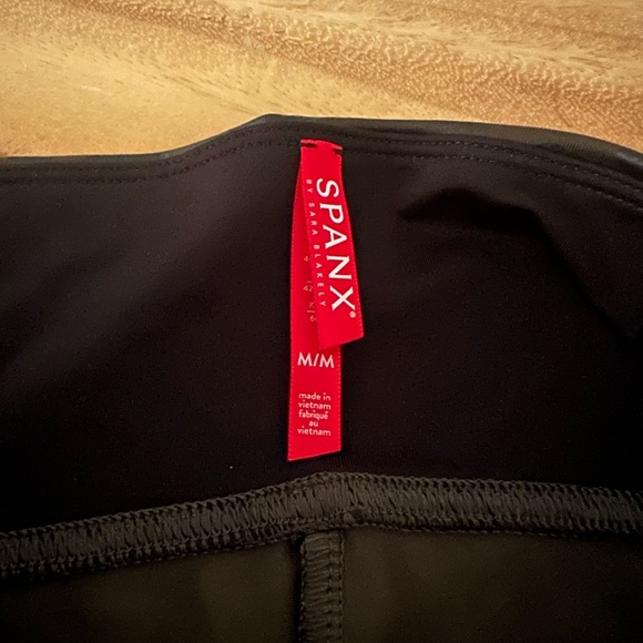 Spanx Leggings - Picture 2 of 2